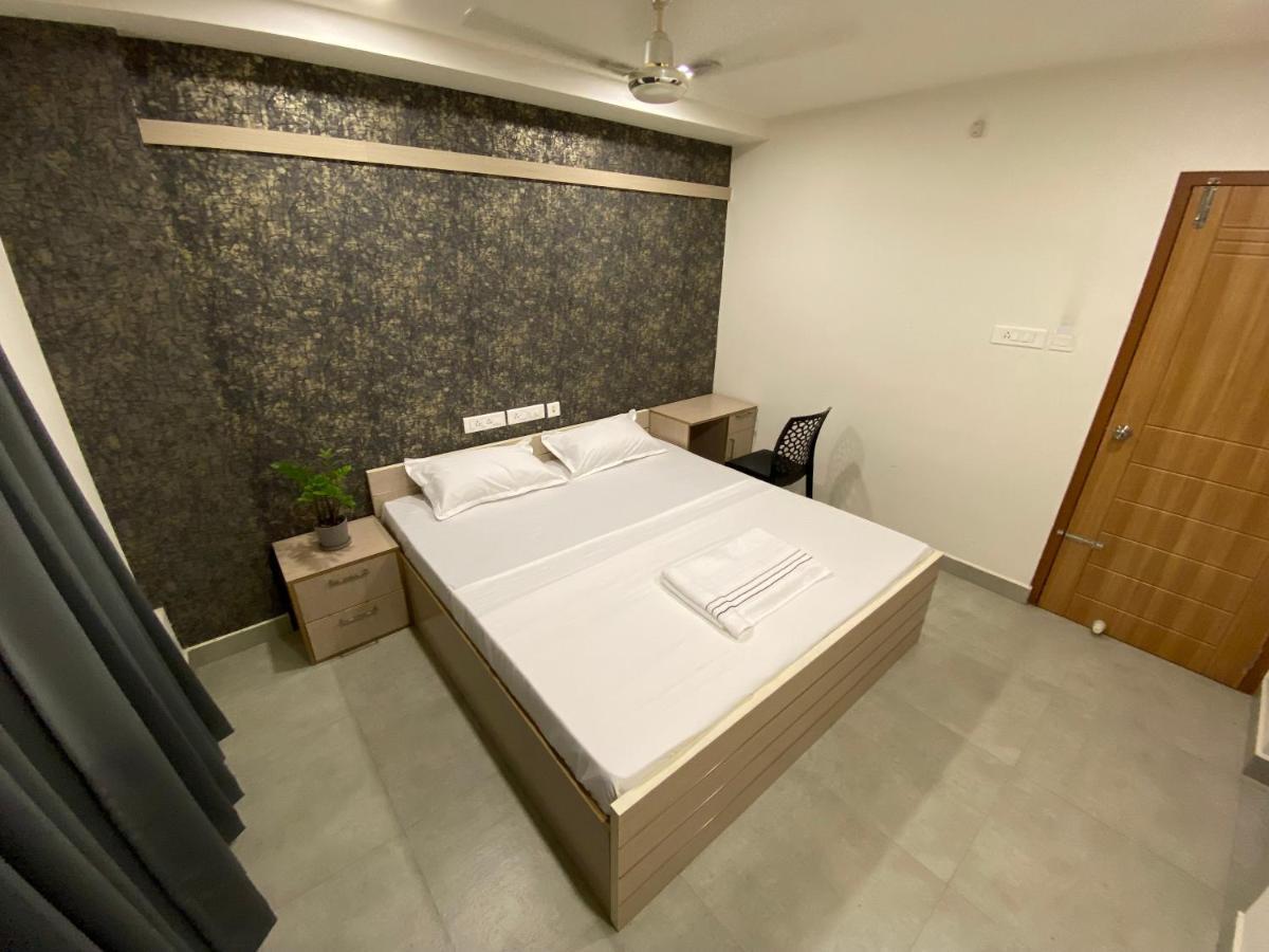 Karippals Inn Kottayam Luaran gambar